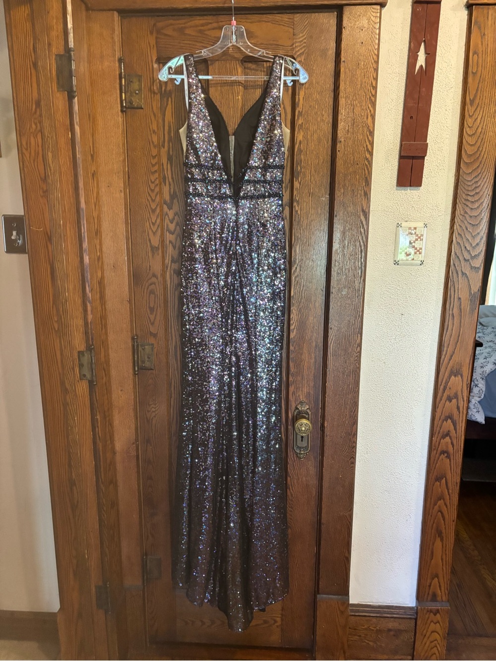 ellie wilde Black Iridescent Sequin Plunge V Evening Gown